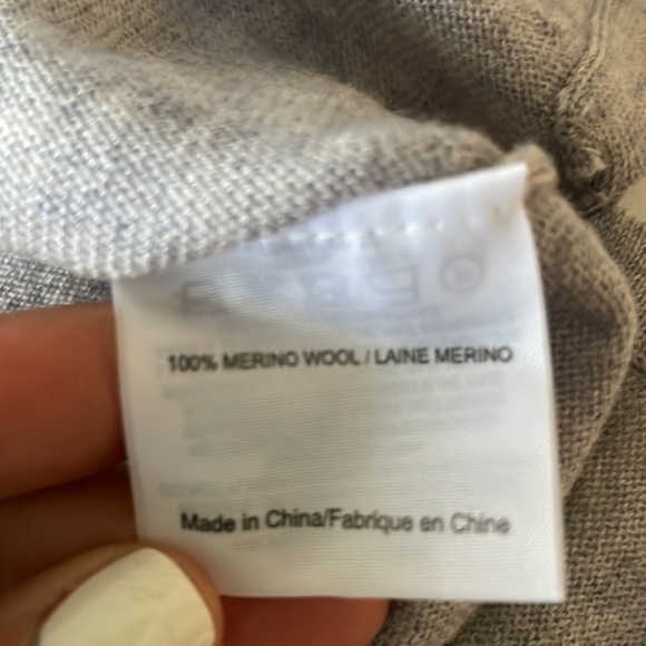 Flash sale today Tory Burch light weight crystal sweater - Picture 7 of 7